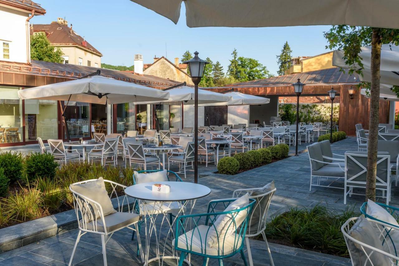 Hotel Gradska Cetinje Bagian luar foto